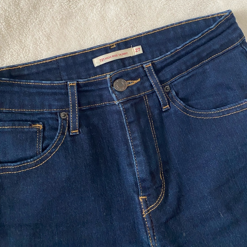 Levi's High Rise Skinny Jeans (Deep Indigo)